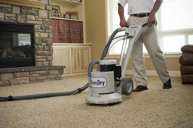 How long does it take carpet to dry after cleaning